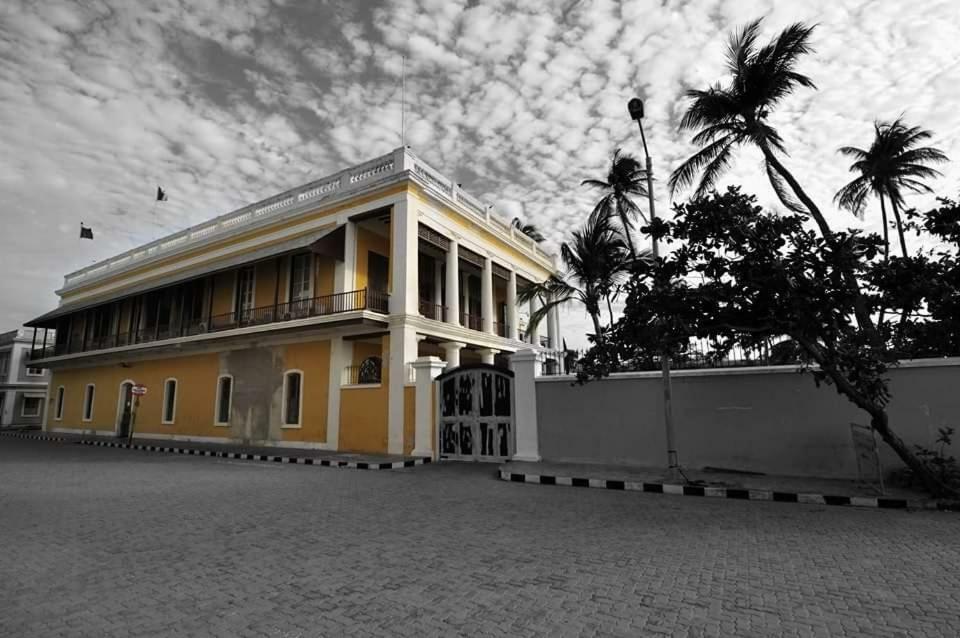 Villa Gomez Пондичери Екстериор снимка